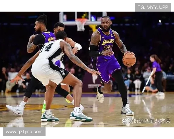 詹姆斯再创里程碑带领湖人逆转勇士全场砍下三双震撼全场